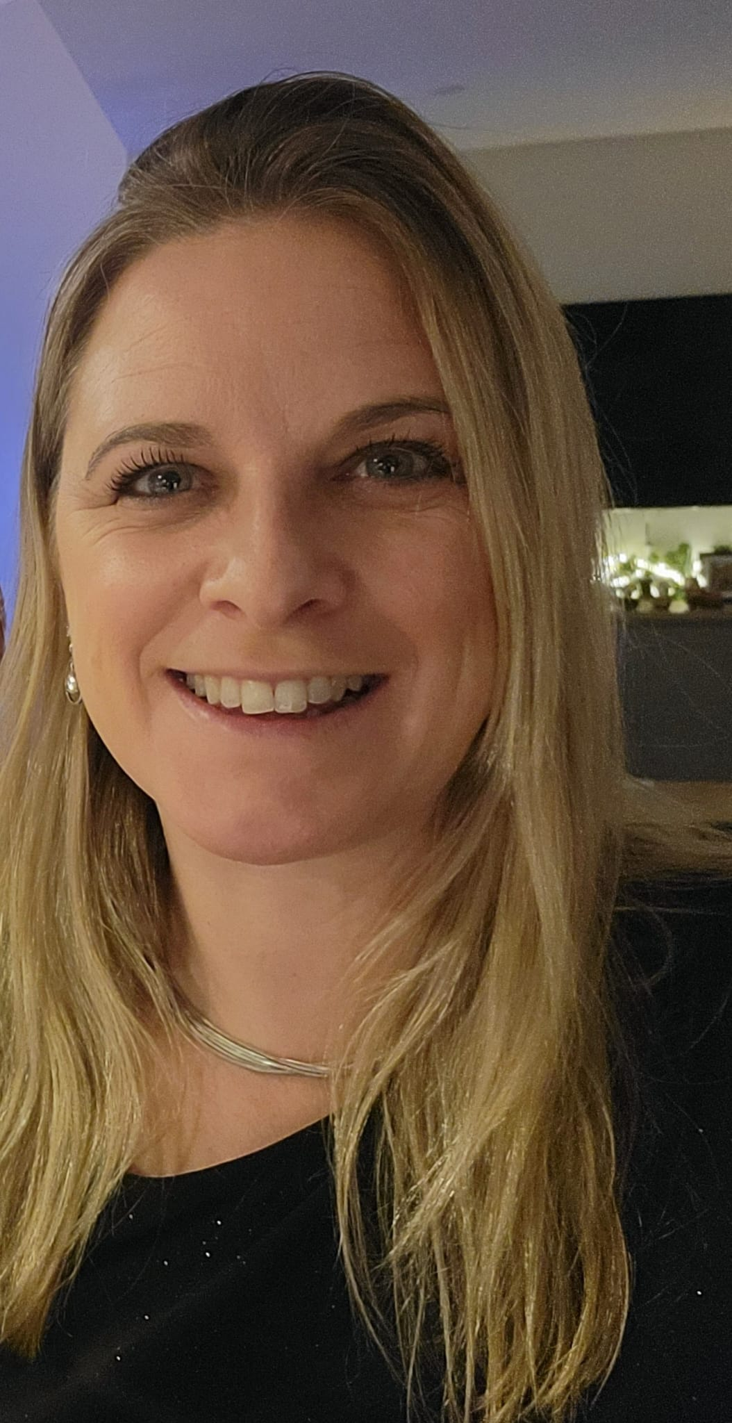 Deborah Knight